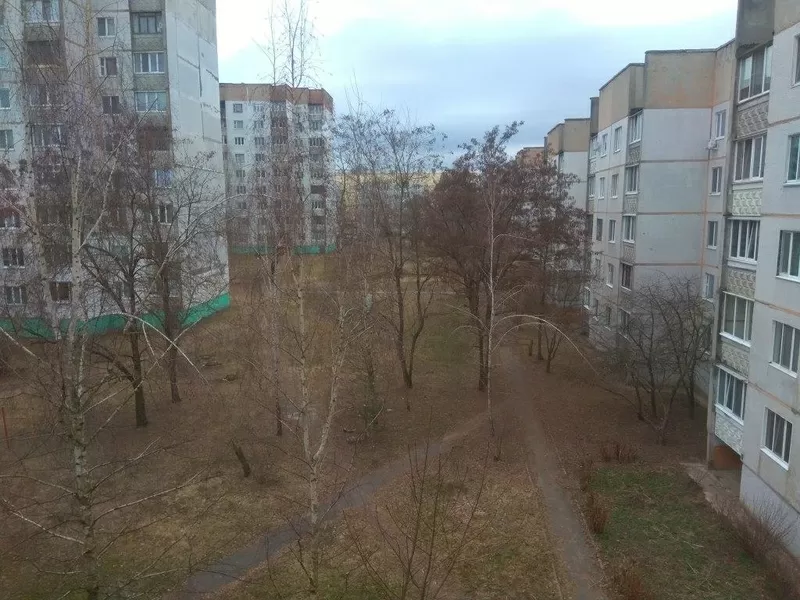 Б-р Приберезенский,   продается 1но комн. кв-ра 3