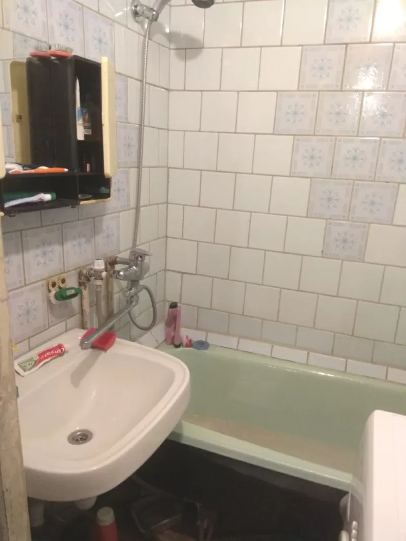3-х комн. кв-ра в кирпичном доме 63,  2 кв. м. ул. Крылова. 23400 уе 4