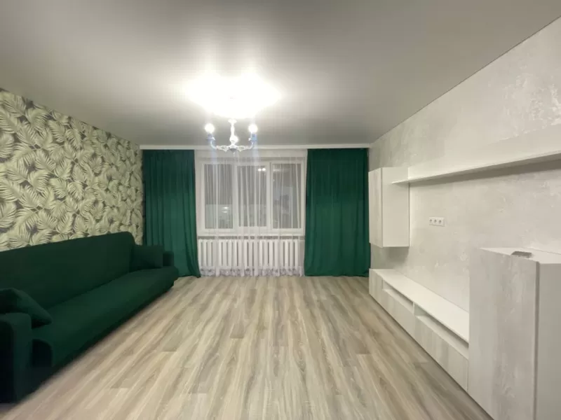 Сдаётся просторная и уютная квартира на сутки в городе Барановичи,  меб 4